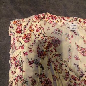 Old Navy Sleeveless Floral Top